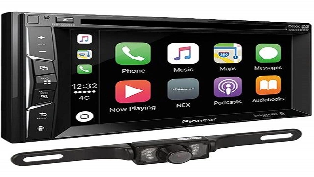 Apple CarPlay Stereo with Backup Camera